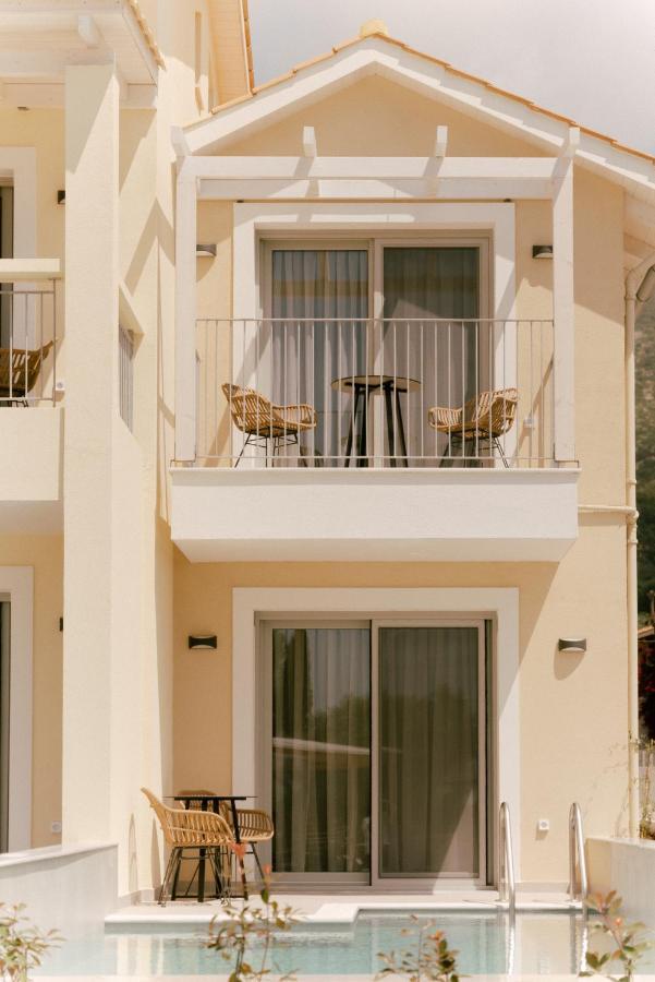 Отель Eterrano Seaside Retreat Парга Экстерьер фото
